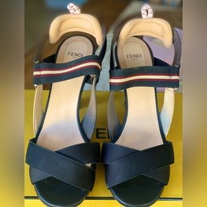Fendi Women's Sandalo Nastro+Nastro Bicol